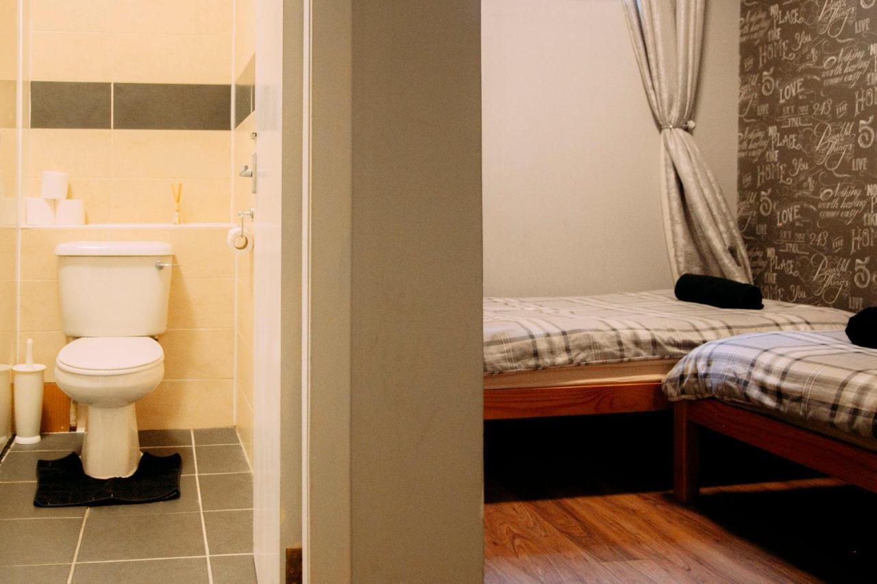 Edinburgh Backpackers - Over 18S Only Eksteriør billede